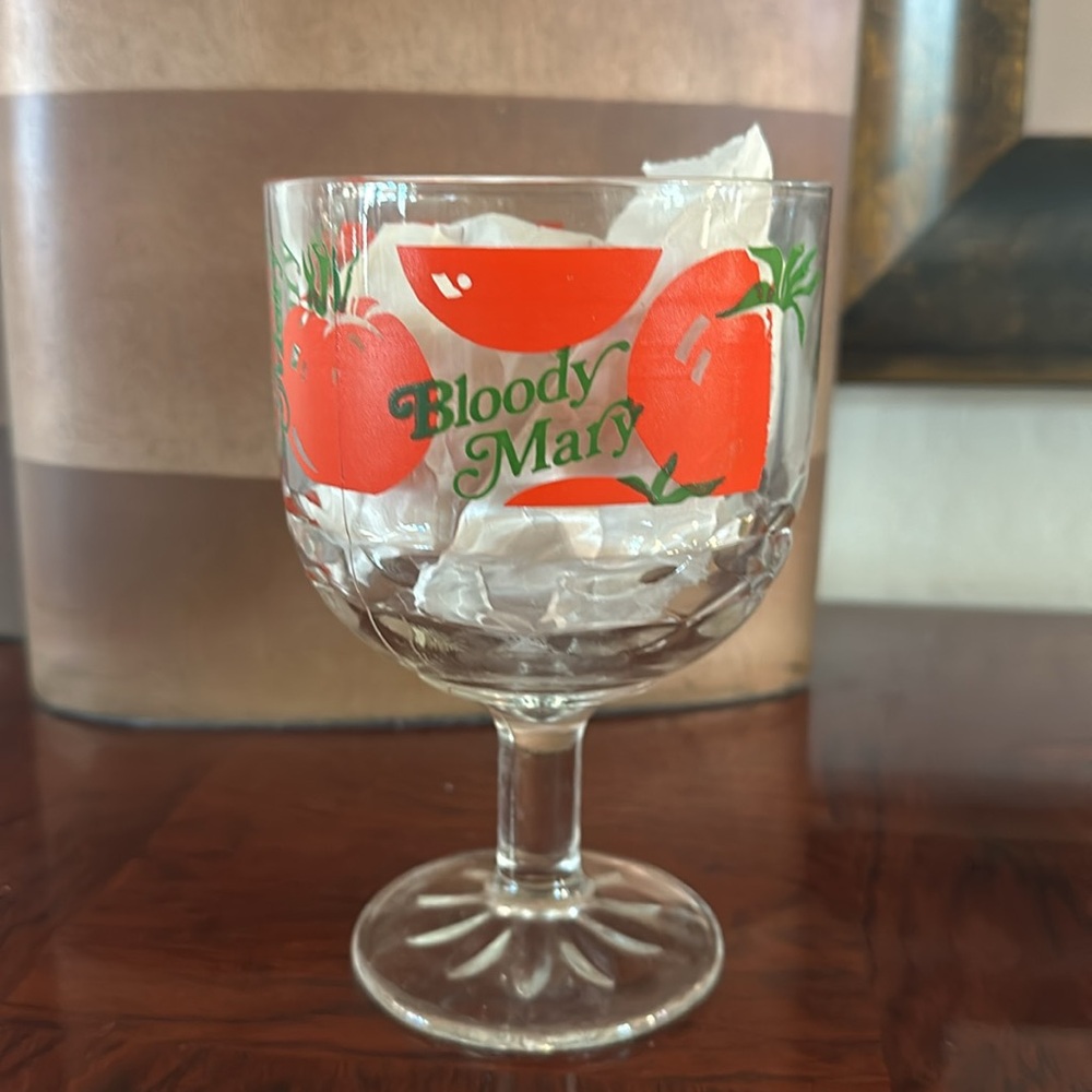 *Vintage* Bloody Mary 16 Ounce Goblet Pedestal Glass